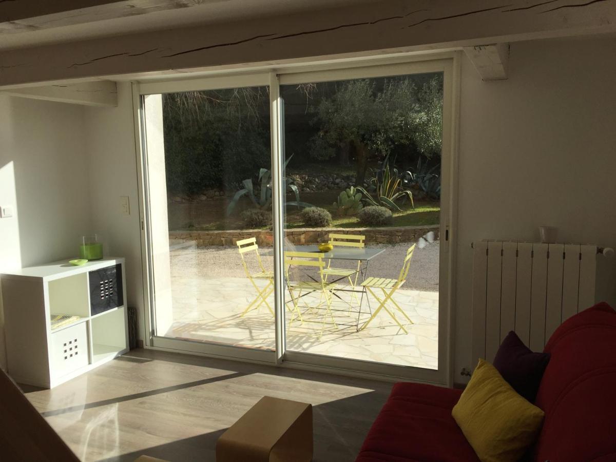 Maison Privee Au Calme Dans Mas Provencal Vila Sanary-sur-Mer Exterior foto